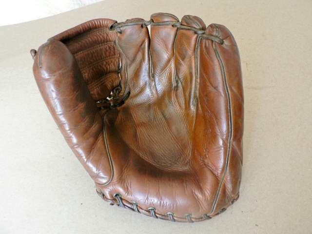 Bob Feller Wilson A2940 Front